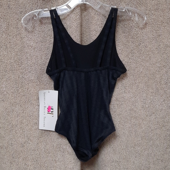 Capezio Cami Leo w/2 Straps - Picture 2 of 8